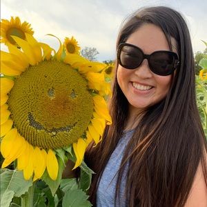 Meet your Posher, Kristin